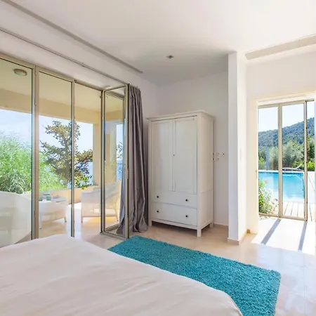 Villa Aurora *